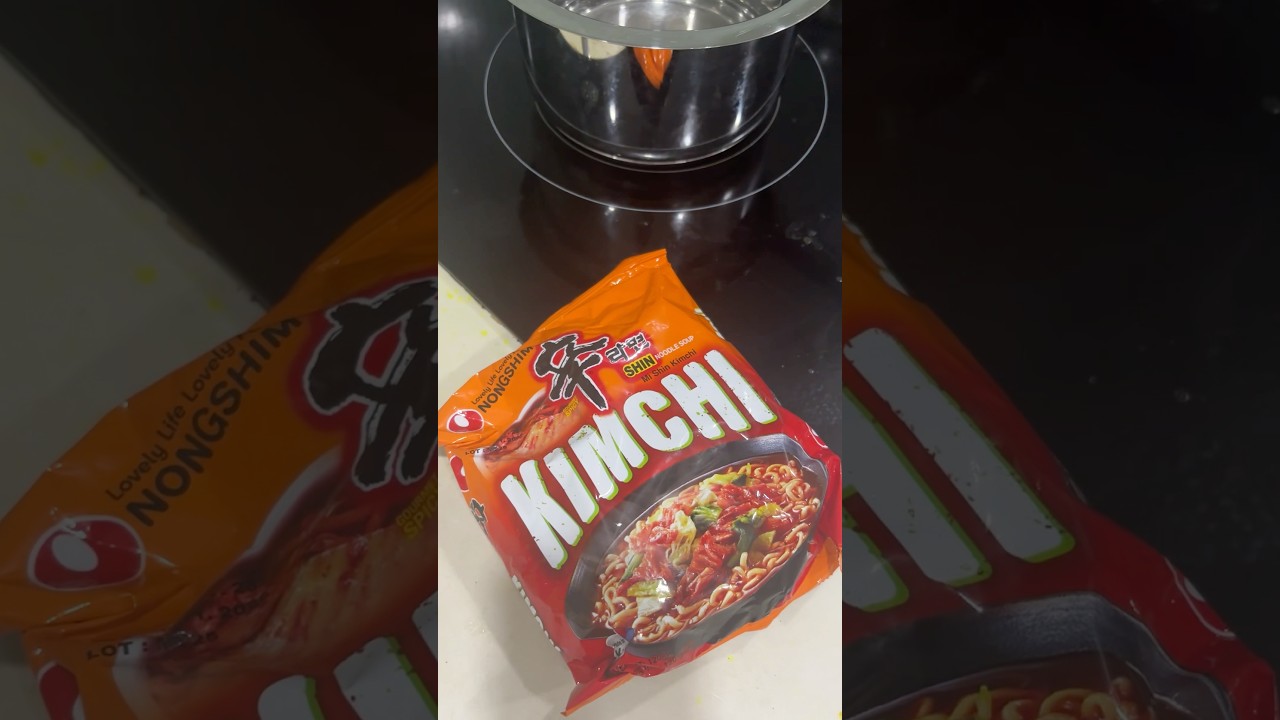 Ramyeon time #youtubeshorts #vietnamcountry #viral #minivlog #shots