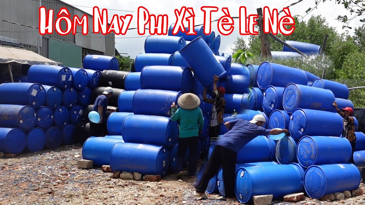 Bà 8 Phong Nghe Tiếng Xì Của  Phi Không Phát Hiện Do Đâu Nổi Cáu