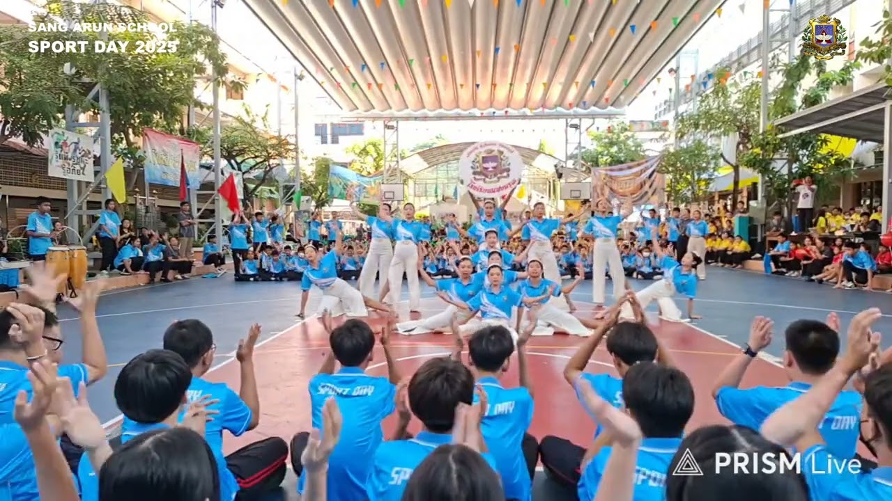 เชียร์ลีดเดอร์สีฟ้า กีฬาสีโรงเรียนแสงอรุณ 2568