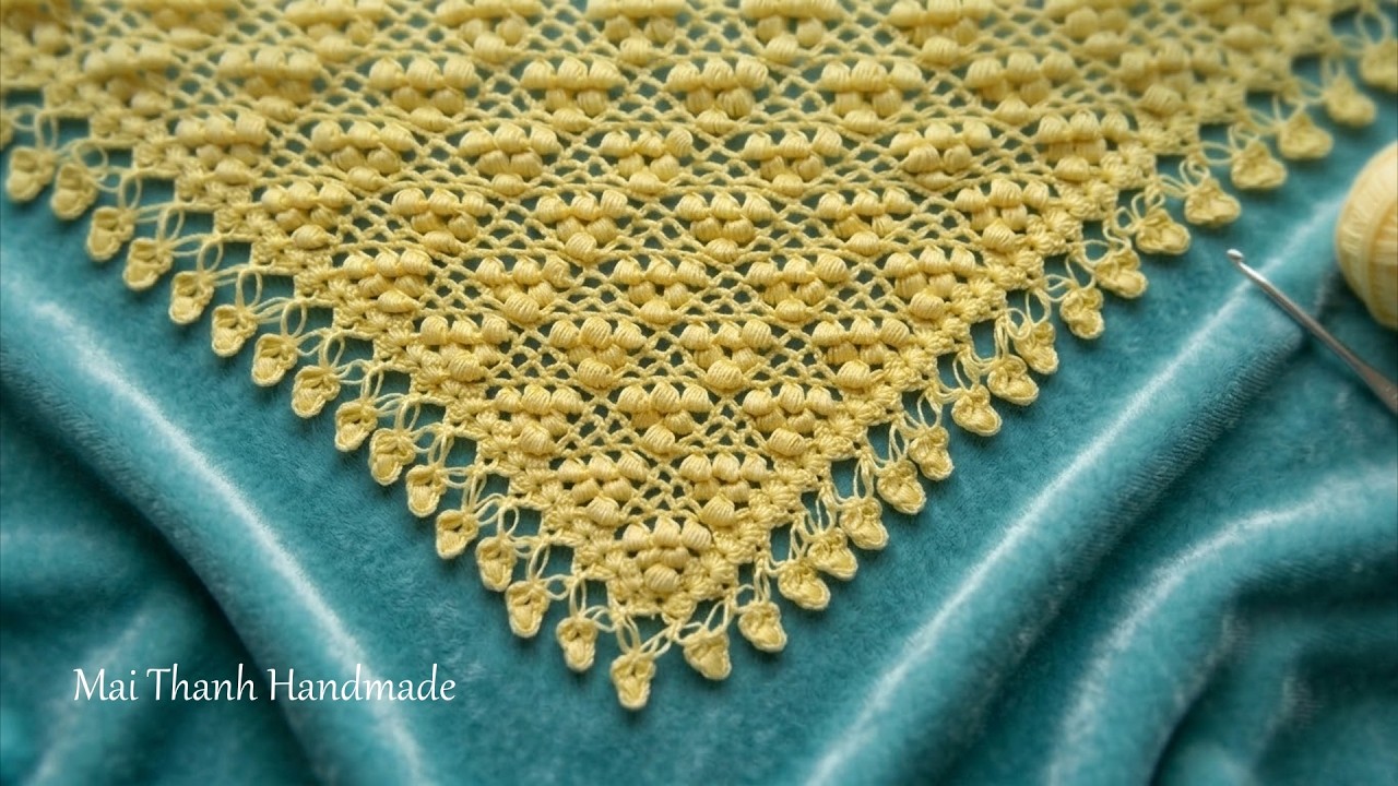 Crochet 3D triangle shawl pattern (Eng sub) I cách móc khăn choàng cổ tam giác họa tiết chùm nho 3D
