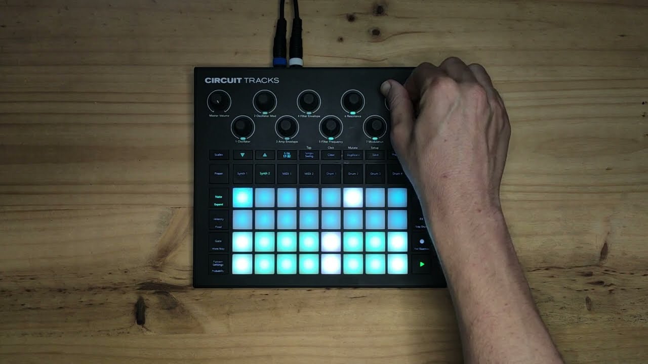 7-minute semi-generative Ambient session with Ambient Electronica Sound Pack for Circuit Tracks
