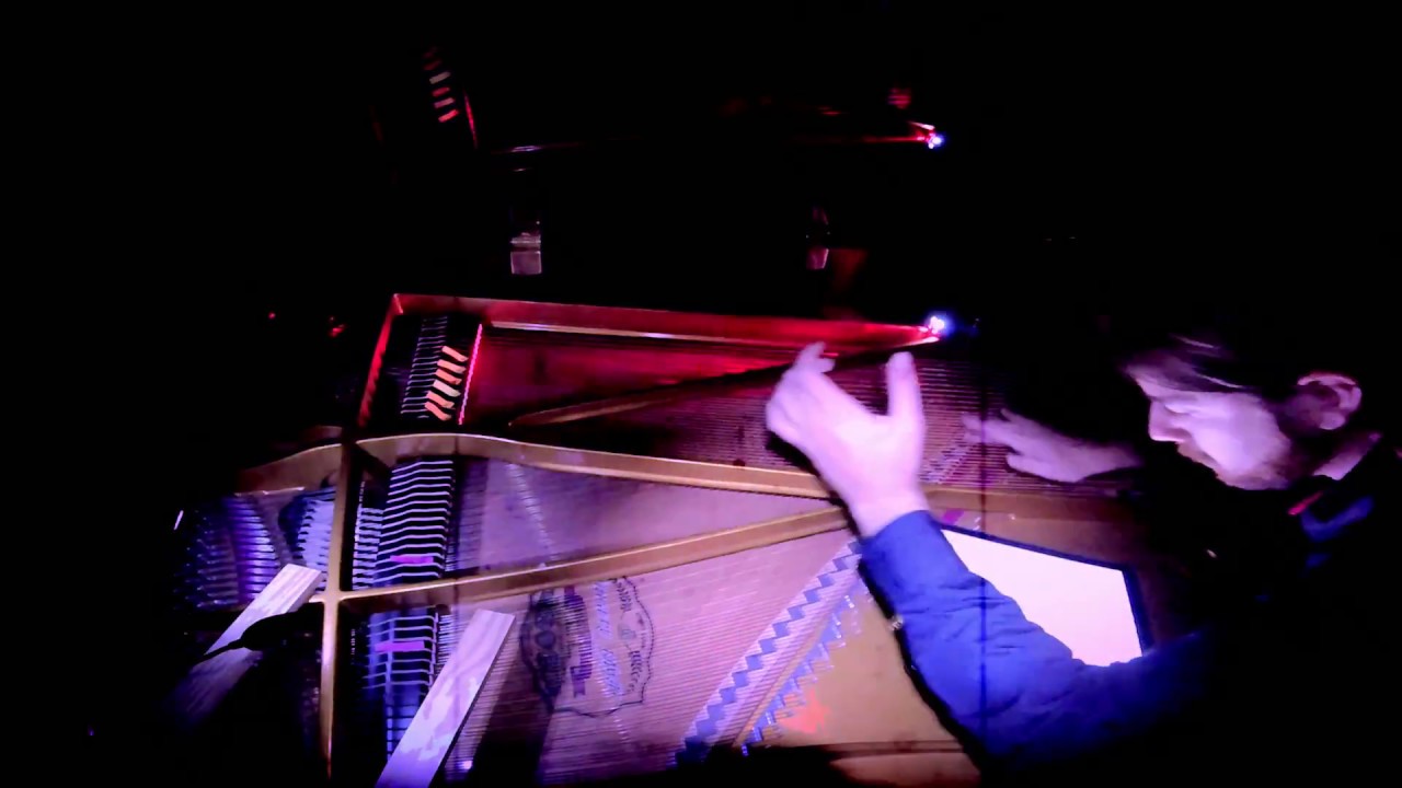 The Banshee, Henry Cowell | Jos&eacute; Luis Miralles Bono (piano)
