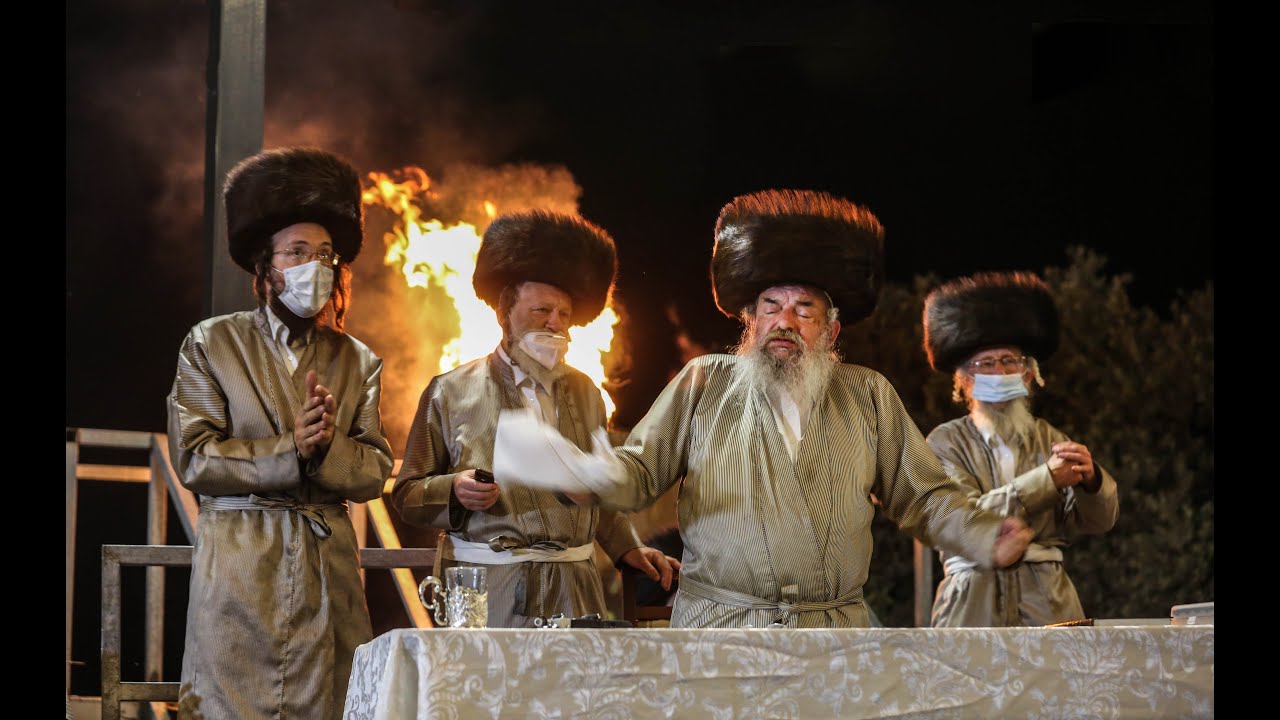 ההדלקה הגדולה של האדמו''ר מלעלוב במירון  |  Lelover Rebbe Hadlukah in Meron