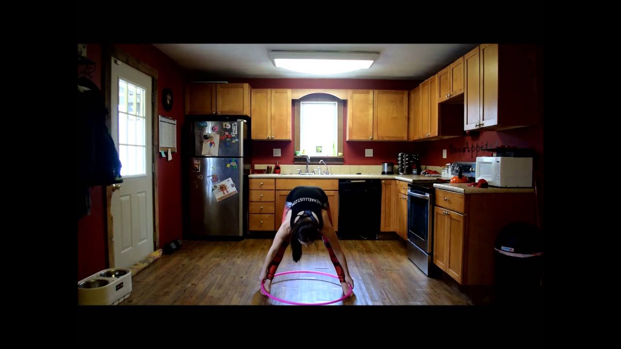 Dirty Pizza Toss Hoop Tutorial