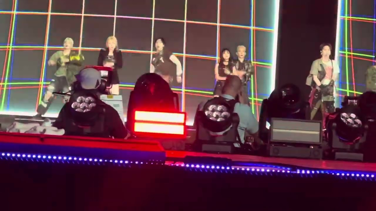 SHINee - HARD (KPOP LUX Festival, Madrid)