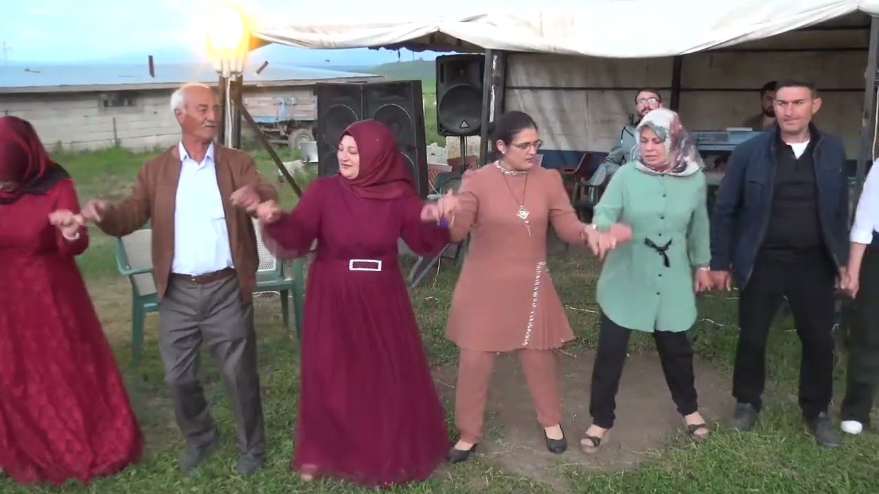 Kars Akyaka Esenyayla Köyü (ZÜLEYHA & MUHAMMED)-part 1 sizlerle
