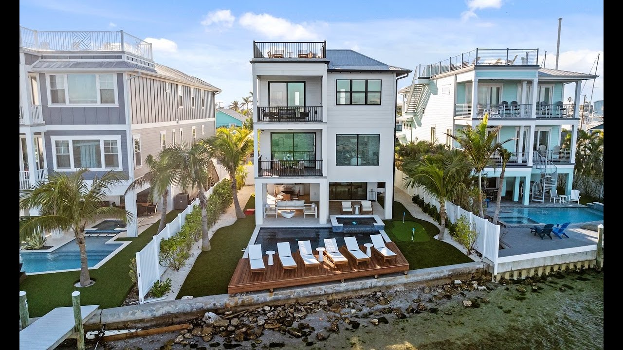 Exclusive AMI Collection | Big Nauti