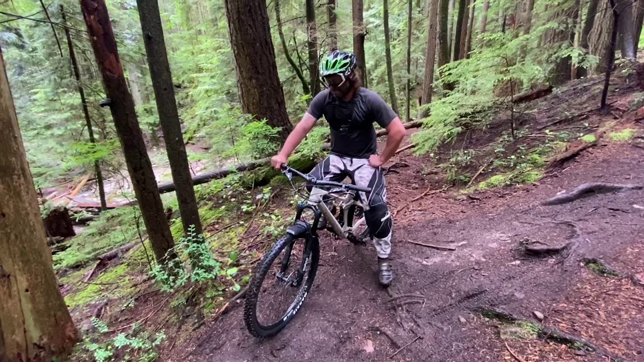 Riding the new YT IZZO in North Vancouver with JS Therrien!