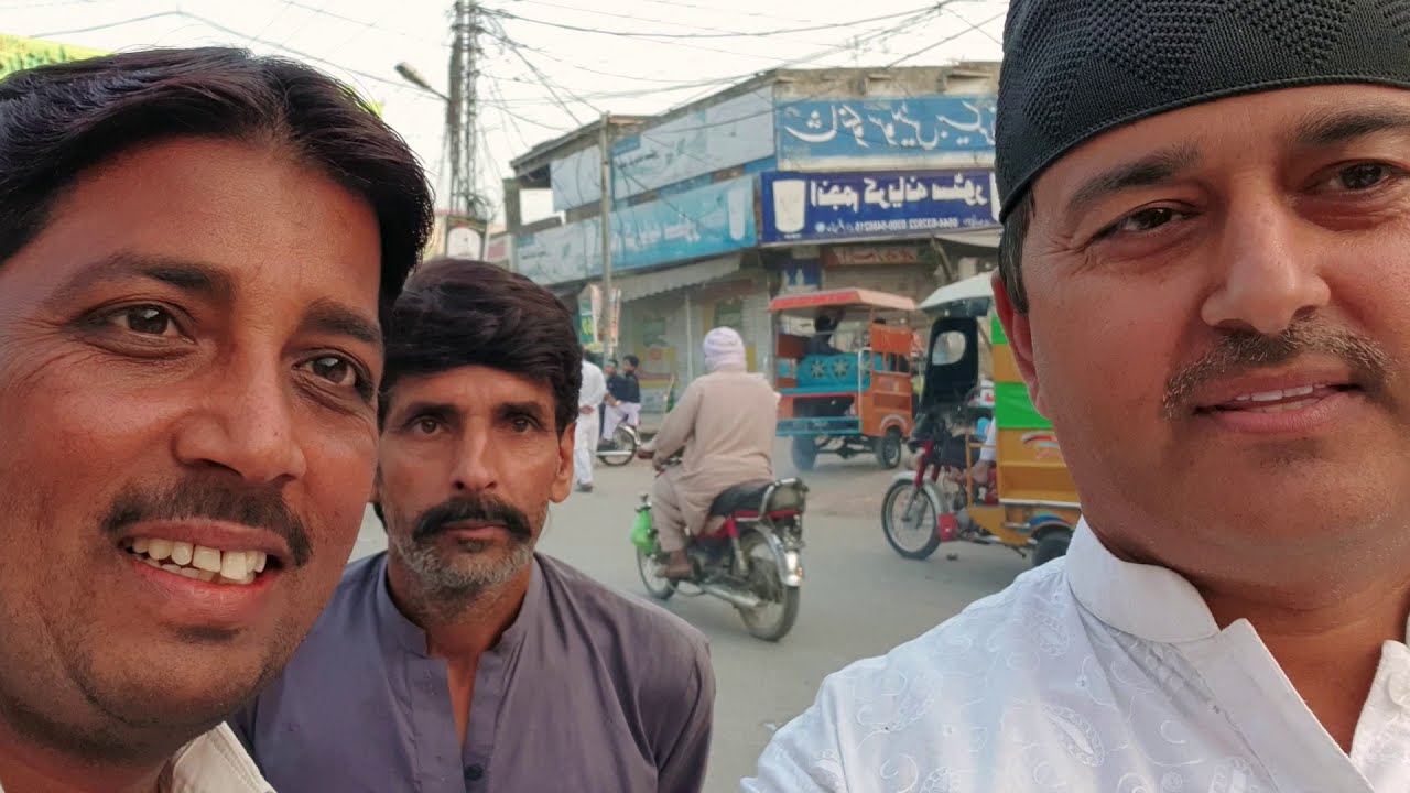 DINA TOUR  STREETS / PAKISTAN