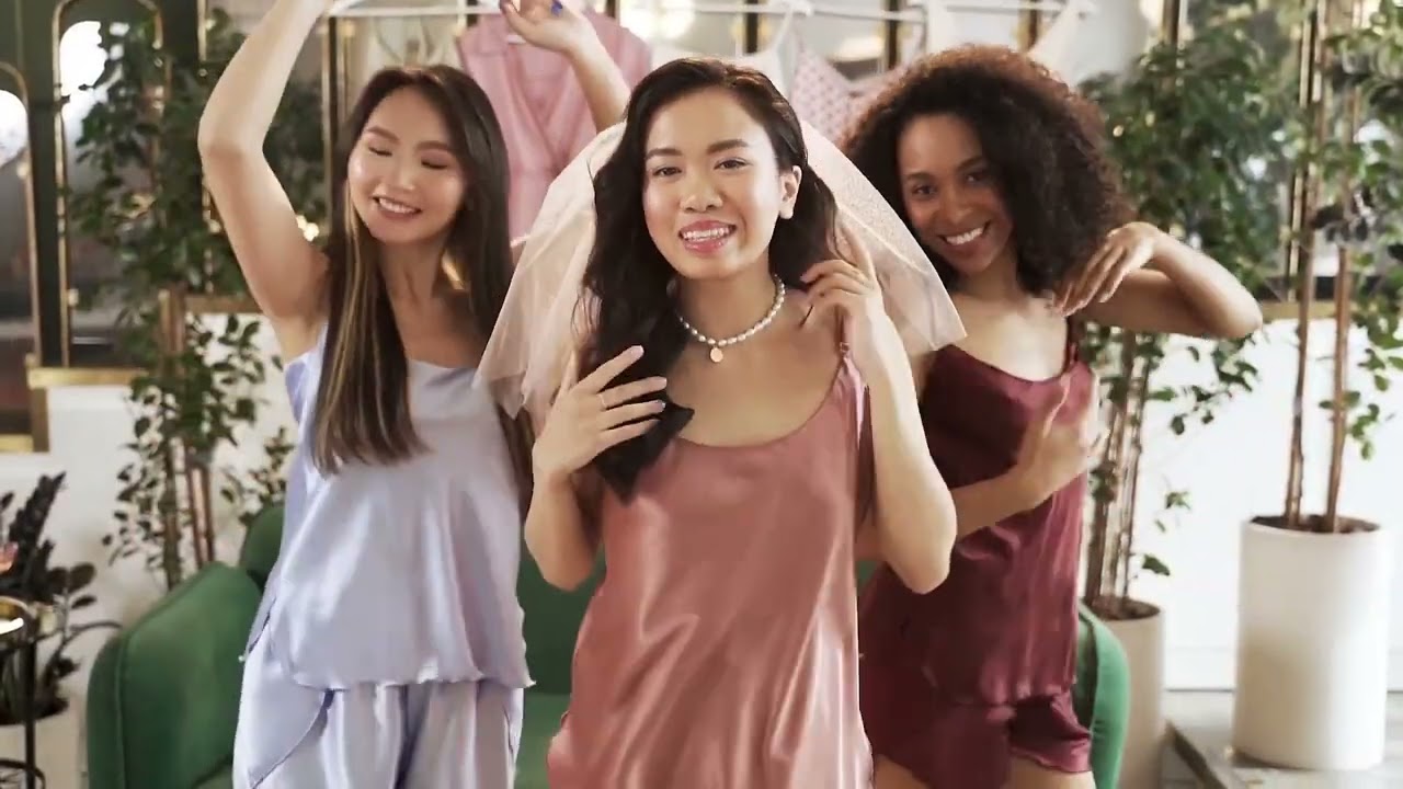 Destino Bajo la Luna: ¡Ritmo Que Roba el Corazón!