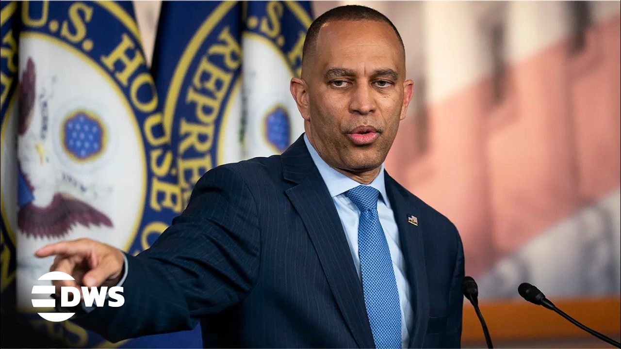 Hakeem Jeffries Holds Urgent Press Conference in Washington Amid Key Legislative Updates | AC15