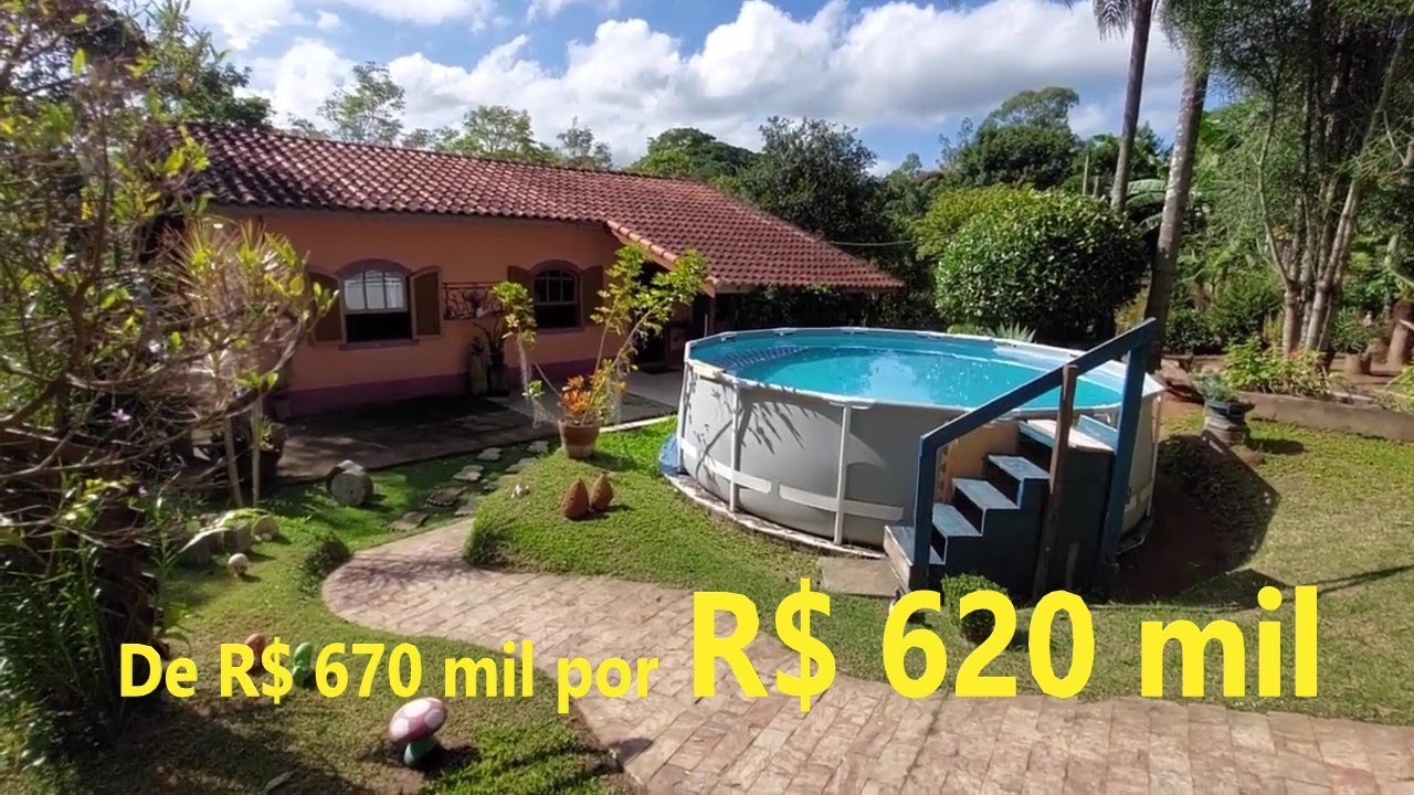 LINDA CHÁCARA MOBILIADA COM TOQUE FEMININO!! 1.589m², piscina, rico pomar e sossego em Jambeiro/SP