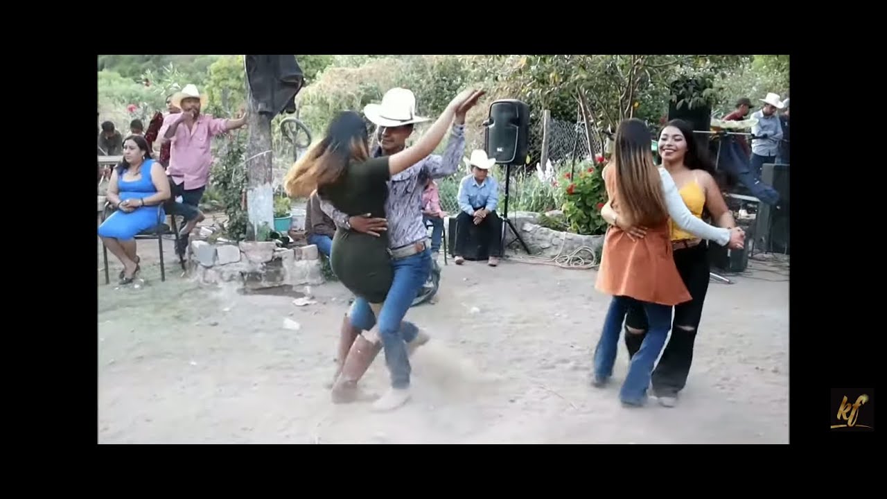 Bailazo de boda"Maribel y Octavio" "Bella y Miguel"En el Mesquite Blanco, Jiménez del Teul, P.F