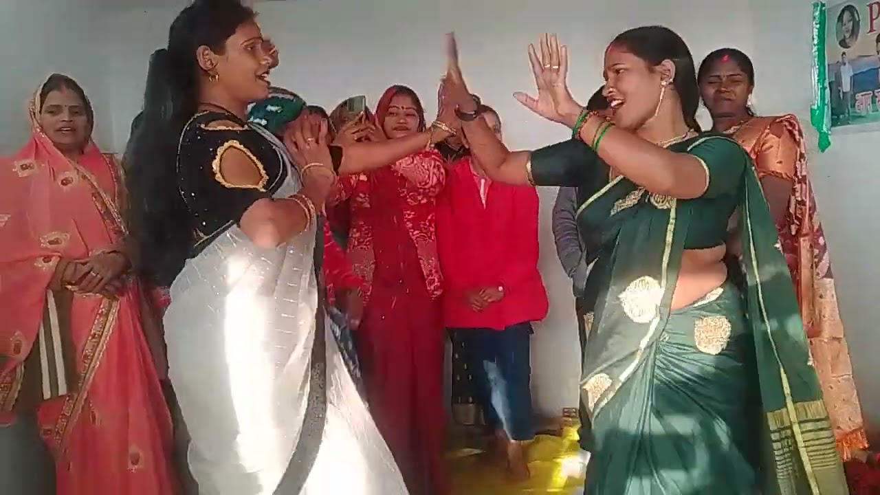 # video#viral@ धमाकेदार 🌺(देहाती डांस) चुटकुला नाच गीत 🌿हे हमरे राजा😬 छीनर पनवा🖐️ छोड दा 
