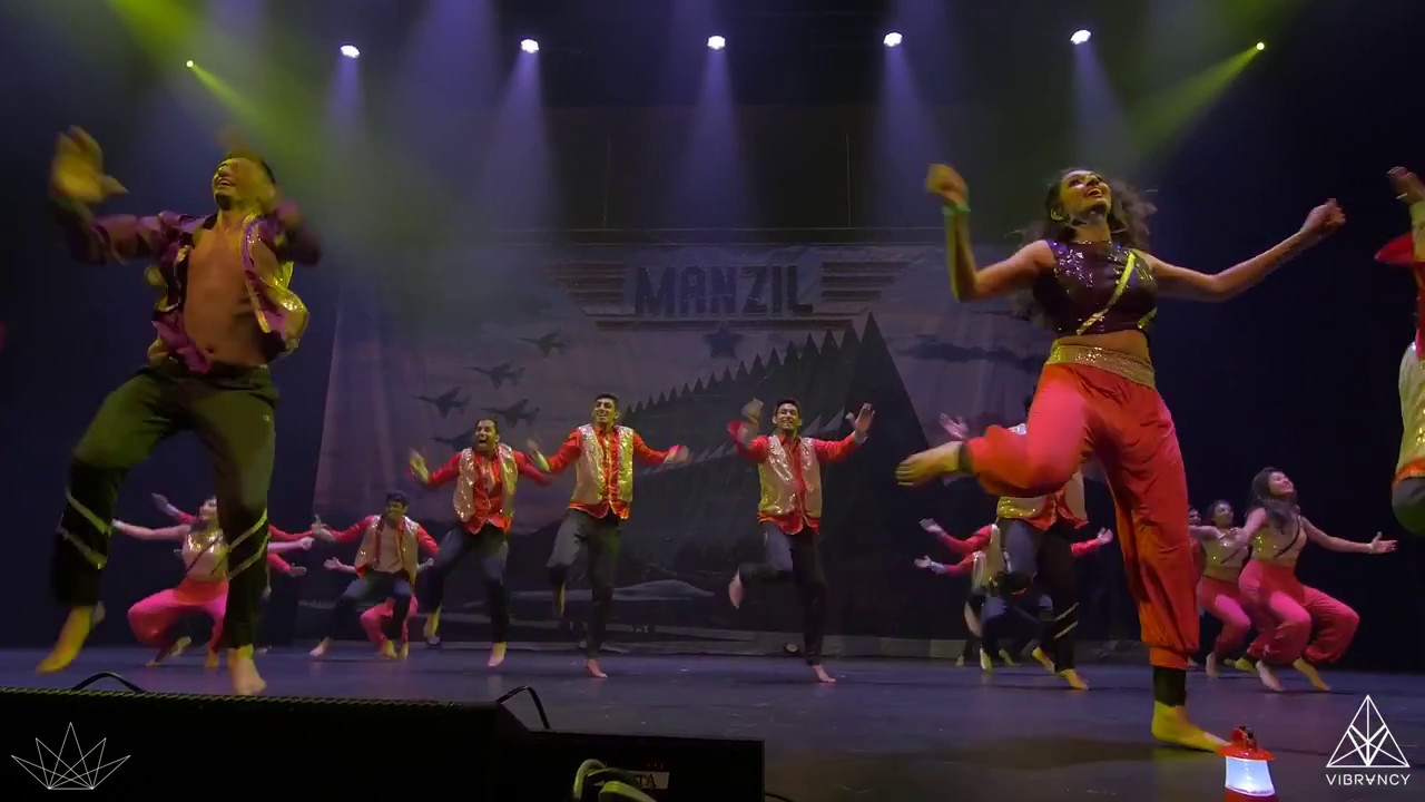 Michigan Manzil | 2017 LEGENDS Bollywood Dance Championship | [@VIBRVNCY Front Row]