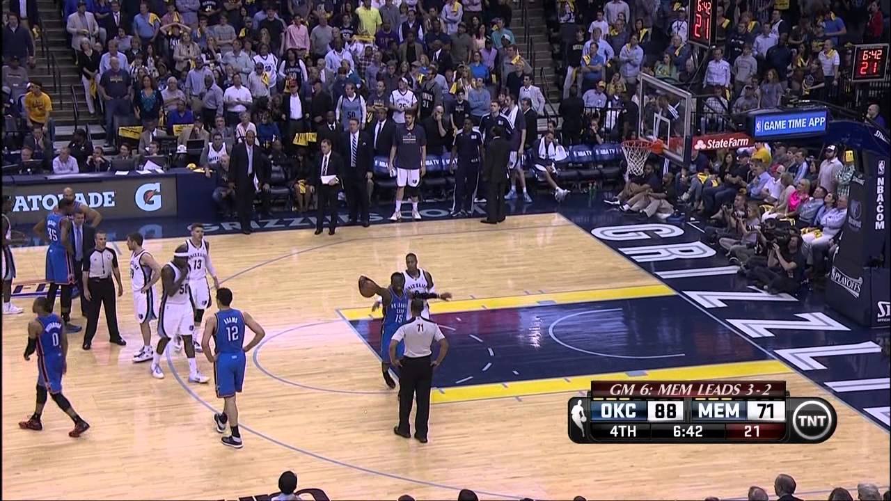 Zach Randolph suspended for punching Steven Adams: Thunder at Grizzlies, Game 6