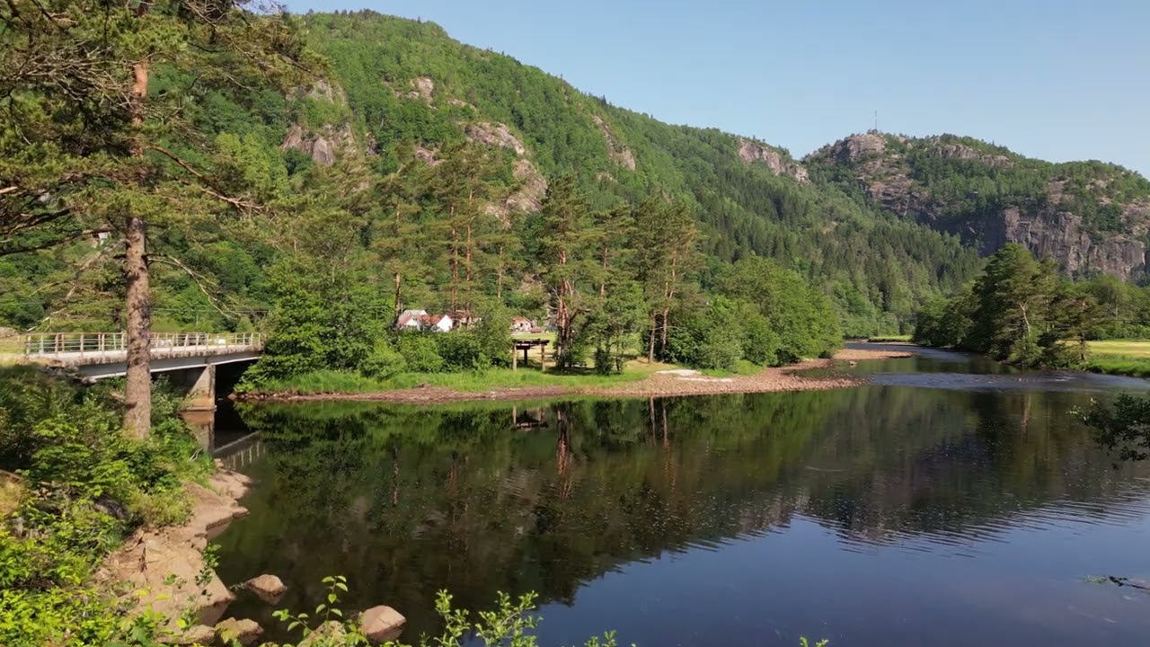 Elvestien, frå Birkeland til Bautaparken på Snartemo.