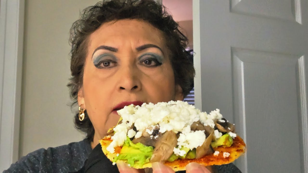 ASMR Comiendo Tostada de Champiñones!