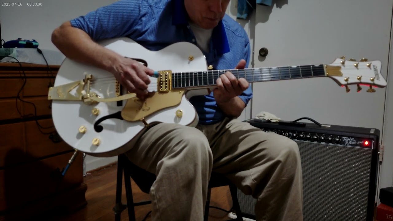 Hidden Charm by David Gibson - Chet Atkins Style