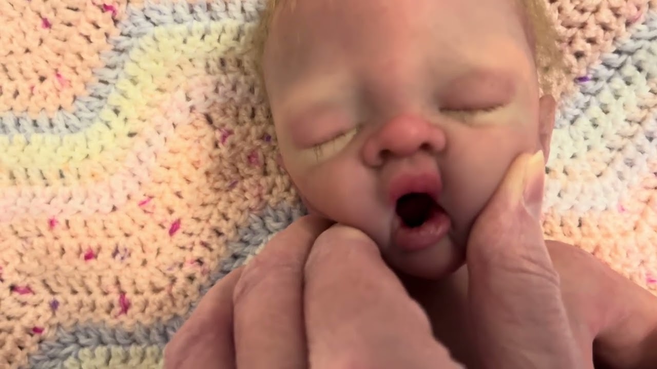 Мой крошечный силиконовый малыш в полный рост ко Дню святого Валентина 💖💝