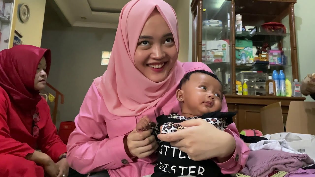 PENUH KEBAHAGIAAN & TANGISAN DI INTIMATE CONCERT A'IKY