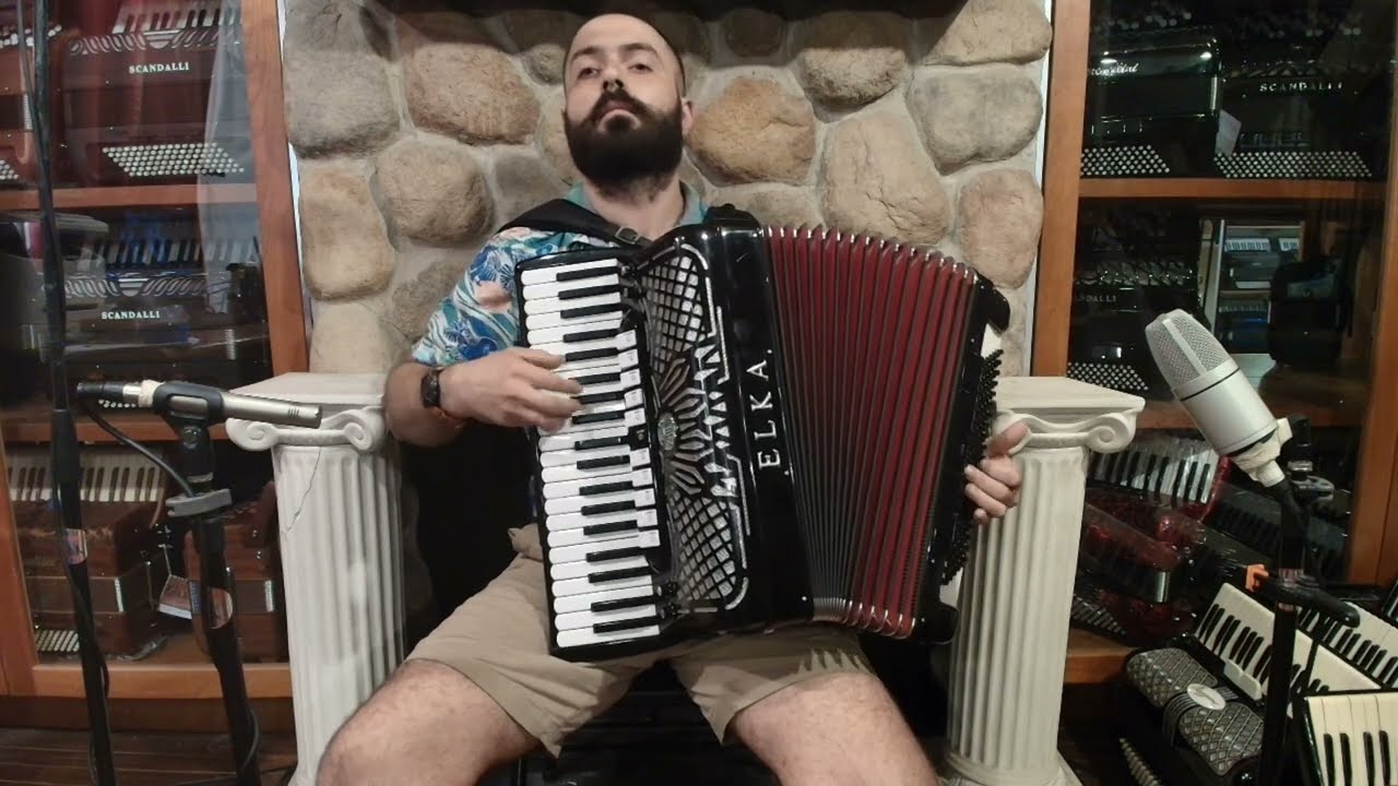 6998 - Black Elka Mod.500 Piano Accordion LMMH 41 120 $2499