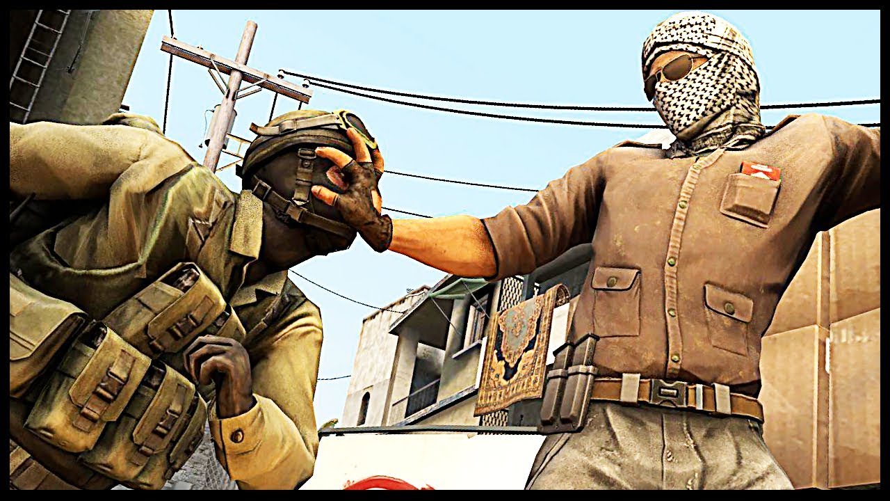 SE MAI JOACA CINEVA CS:GO ?