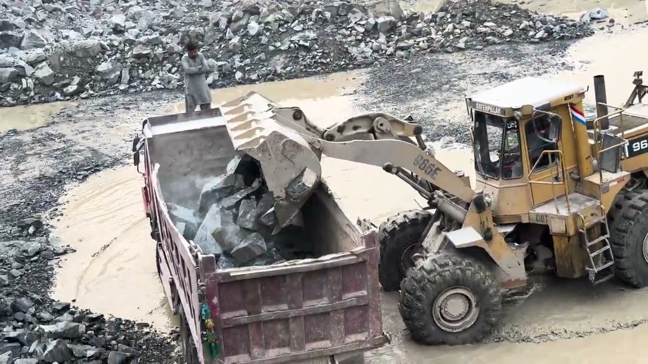 Unbelievable Loader Skills! Moving Giant Stones with Perfect Control | Satisfying Caterpillar work