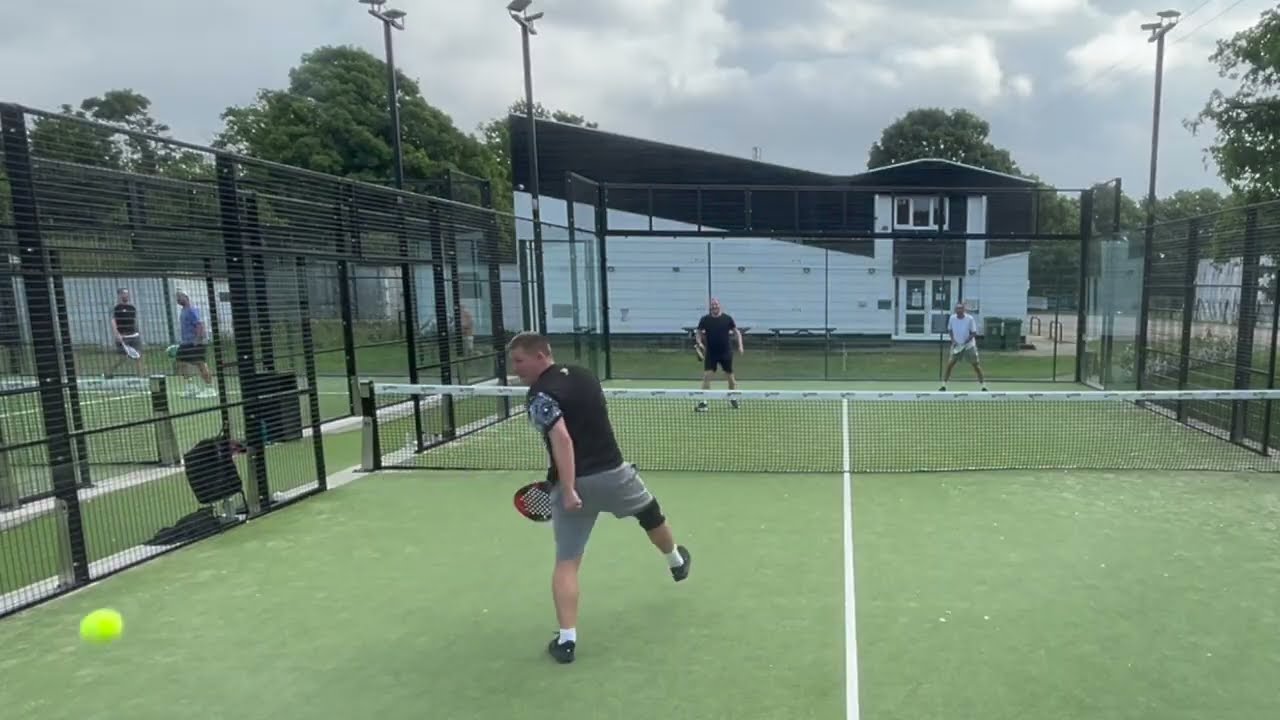 Beginner/Intermediate Level 2.75+ | Padel Match | Highlights + Commentary | 200 Square Meters