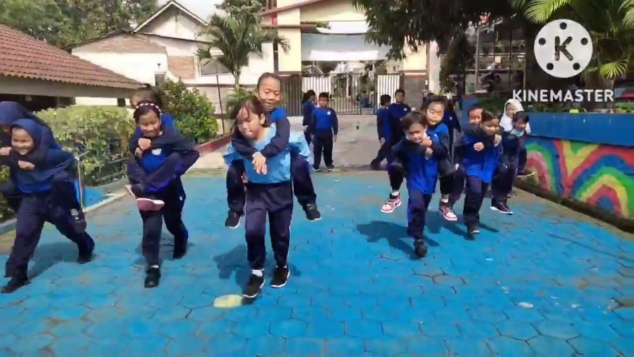 Permainan Gendong-gendongan || PJOK Kelas 2 || Gamungda Jaya