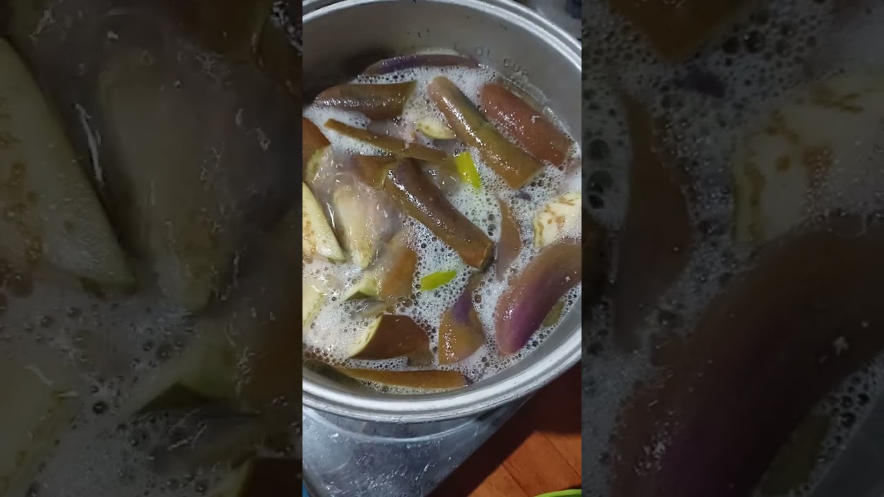 Cooking our menu for lunch pork sinigang!