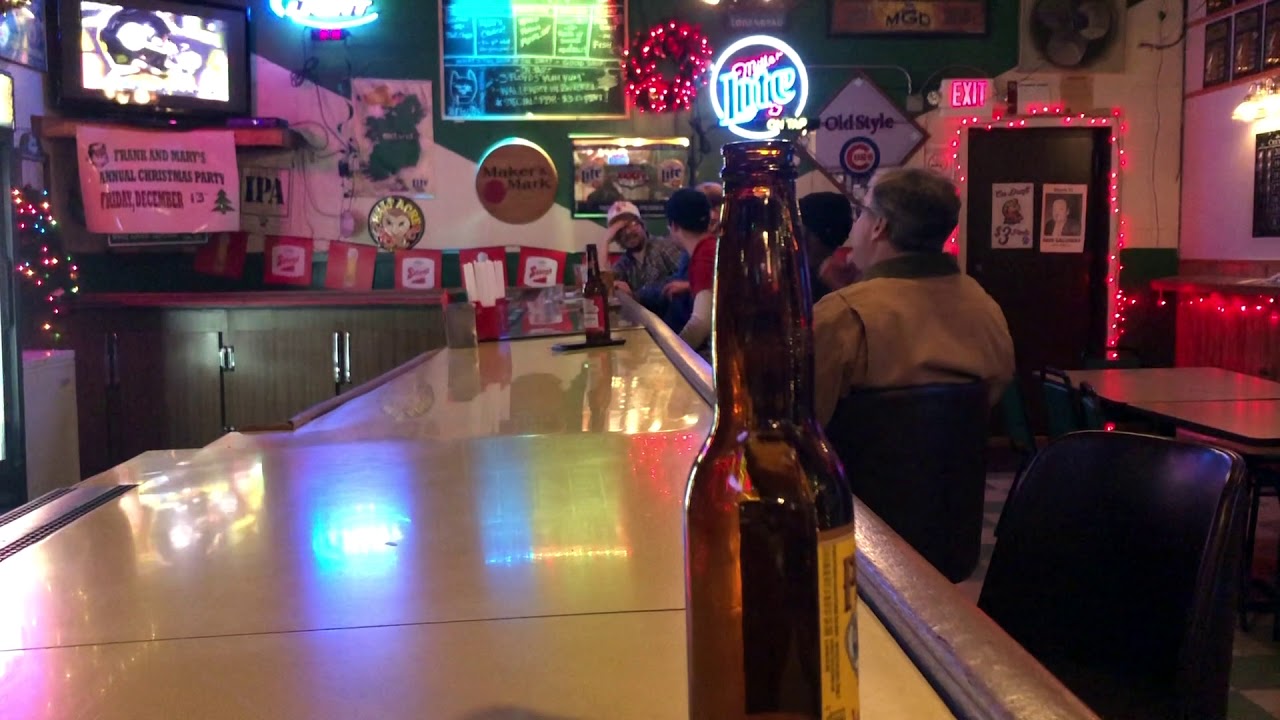 Three Historic Bars for Holiday Drinks in Chicago