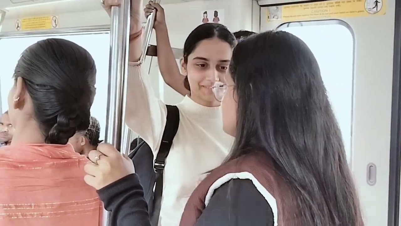 Apna college to kb ke ho gya lekin mansi ne aaj fir yaadein taja kr di and miss u so much mansi 💗🥺🥺
