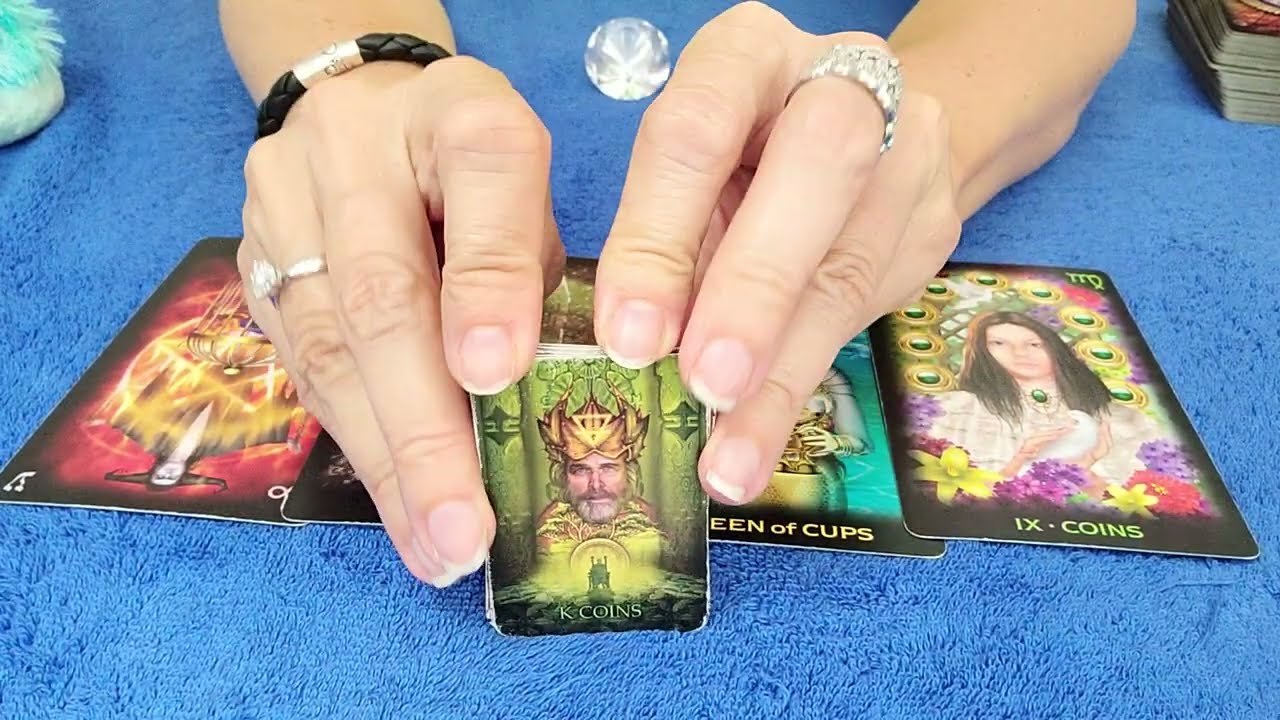 AQUARIUS - VERY INTENSE SOULMATE READING! UNEXPECTED SURPRISES... 💗 😯 JUNE 2022 TAROT