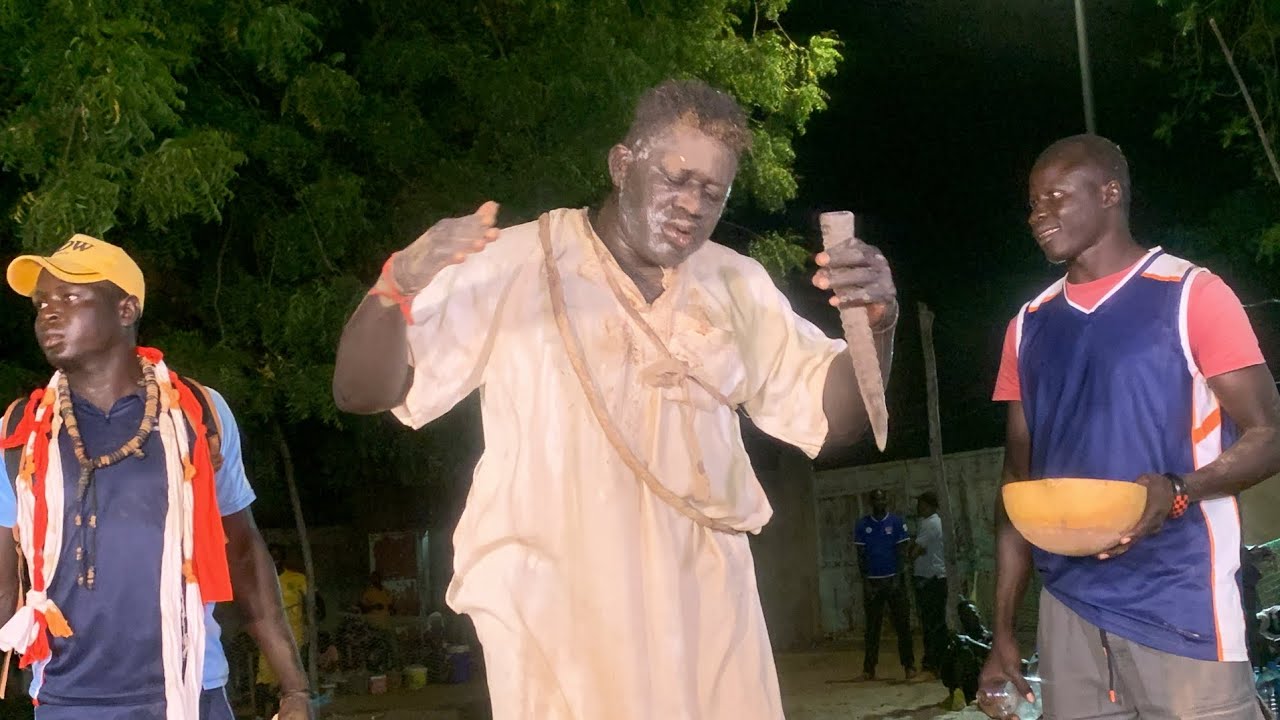Entrée de JOE TECHNIQUE avec ses manières 🤣🤣 ré ba tass à FATICK le 09 DÉCEMBRE 2023