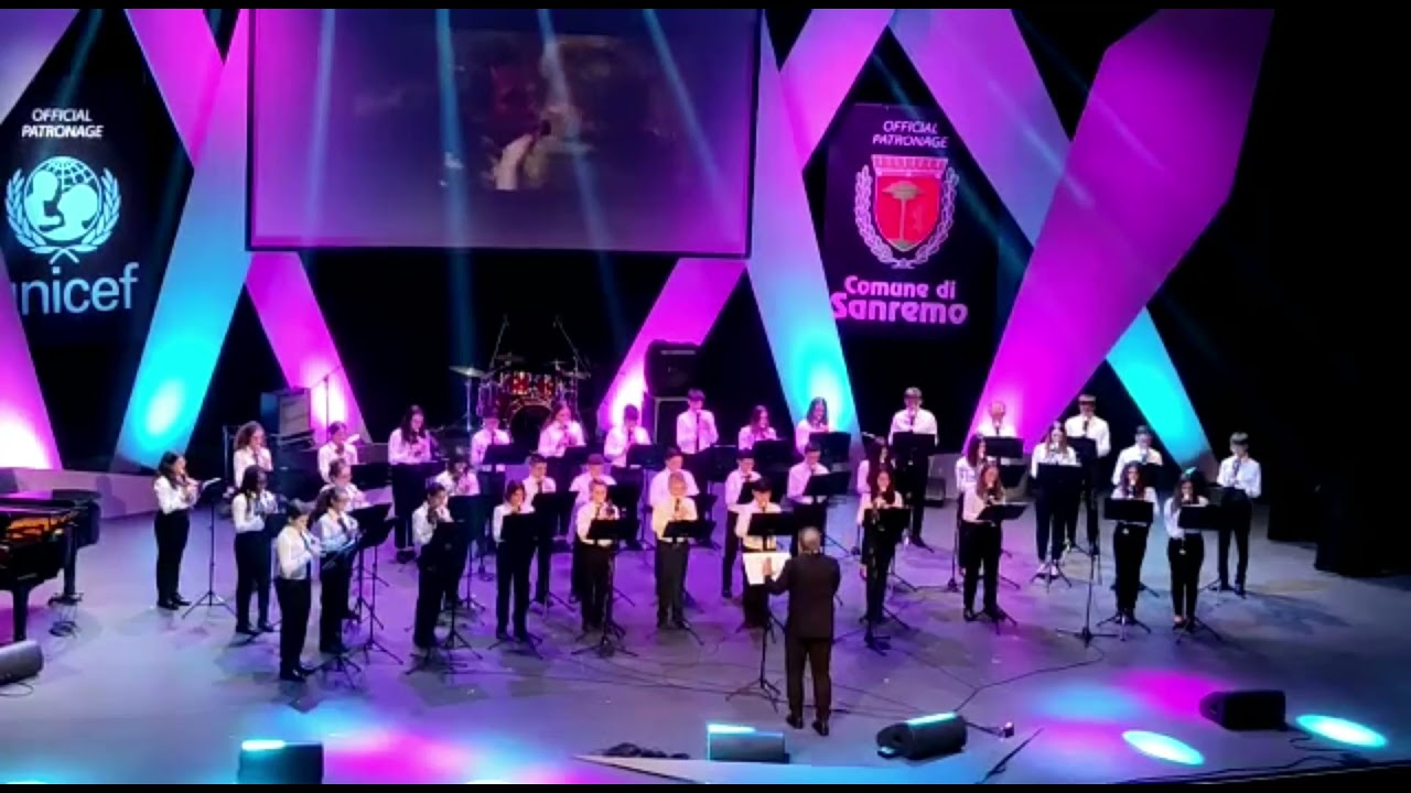 TEATRO ARISTON di SANREMO - Festival Mondiale della Creatività - Orchestra di Flauti Dolci