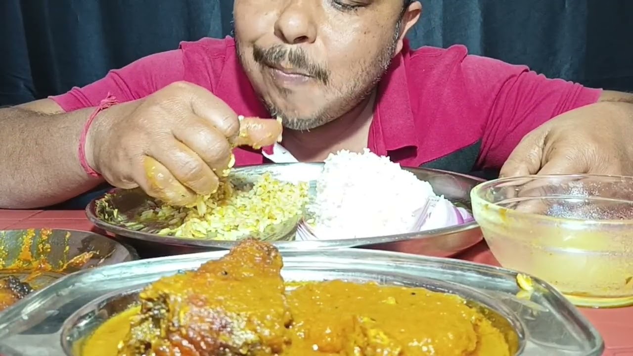 Bigbites 😋 Eating Rice Shidol Chutney Baingan Bhaje Katla Fish Curry Fish Head Moong Dal