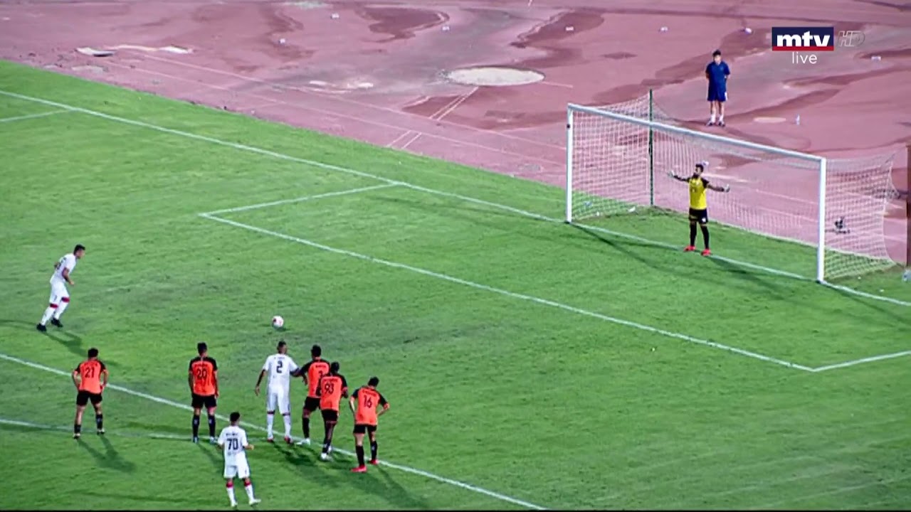 الدوري اللبناني لكرة القدم بين النجمة والأنصار ... يمكنكم مشاهدة المباراة الكاملة عبر شاشة الـmtv وع
