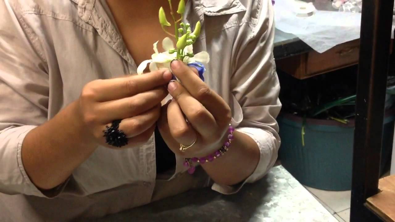 Cómo hacer un Boutonniere para el novio. www.RamosdeNovia.Mx