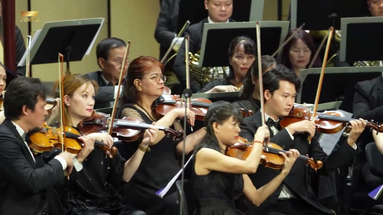 HÀ NỘI NIỀM TIN VÀ HY VỌNG | Dàn nhạc Giao hưởng Việt Nam | Ho Guom Concert: Thắp sáng niềm tin