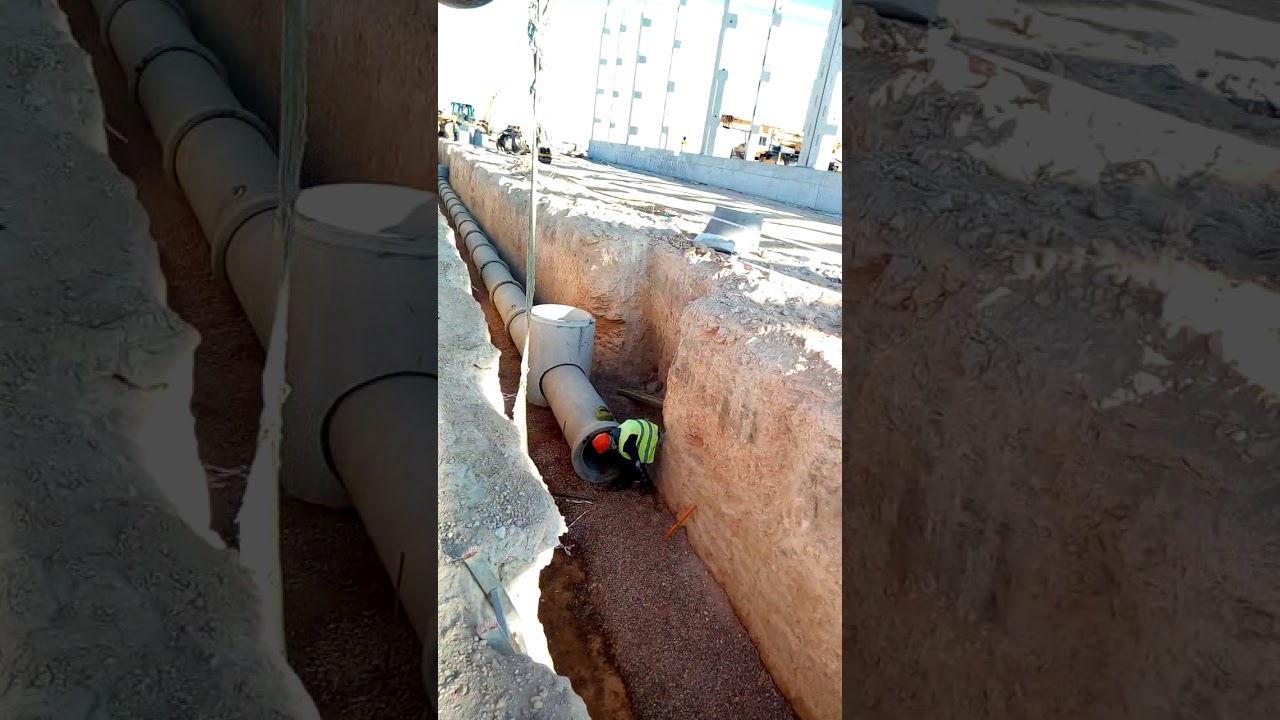 Pose de conduite d'assainissement BVA 135A