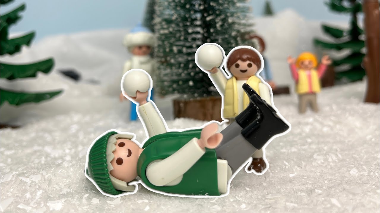Playmobil Film | Waldspaziergang im Schnee ❄️🌲  | Familie Schneider