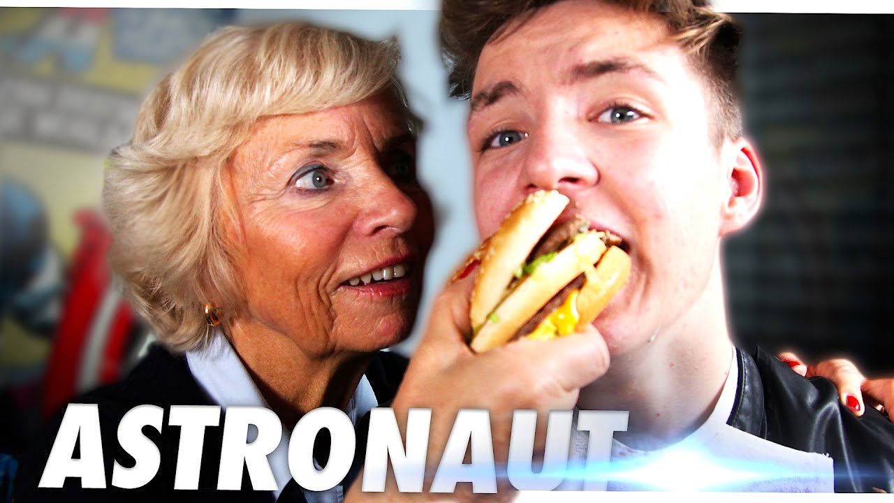 SIDO - ASTRONAUT Parodie | BEREIT F&Uuml;R @YouAreHero ?