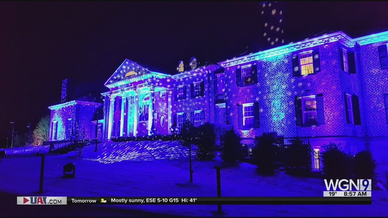 Around Town - Christmas at Cantigny