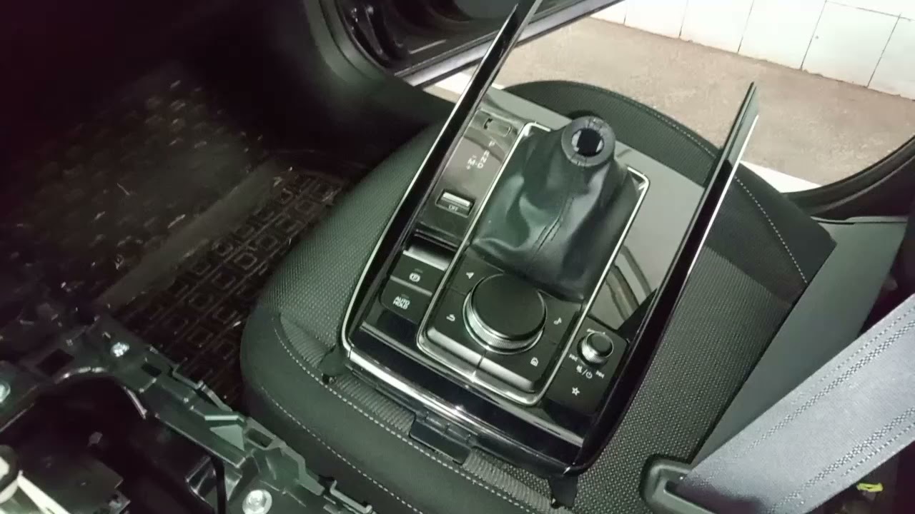 MAZDA CX 30 center console removal