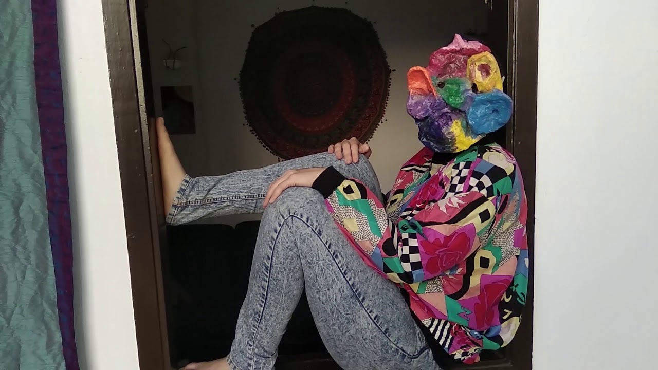 ממוסכת/ maSkreen