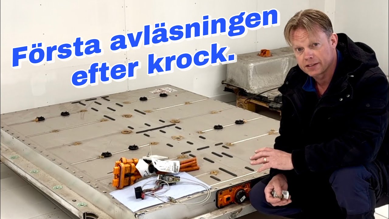 Läser av ett Vw 82kWh MEB batteri efter krock. Pyrosäkring, CAN-Fd Batteriemulator, Solcellsbatteri.