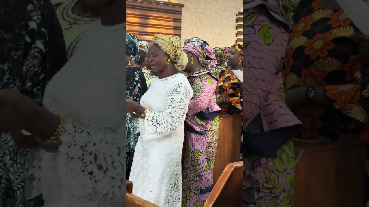 Song Ministration By ZME  EYN Church Utako led by AuntyCharity #Zumunta #Zumuntamata #Christainmusic