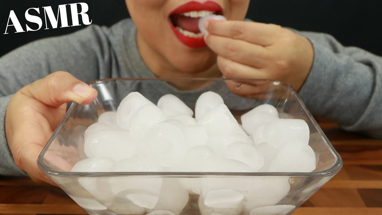 IGLOO ICE ~ EXTREME CRUNCHY & SATISFYING SOUNDS ~ ASMR ( No Talking )