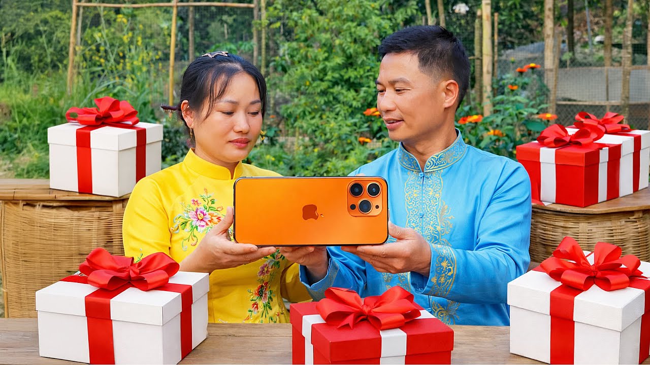 A New Gift from My Husband – He Gave Me an iPhone 17 Pro Max